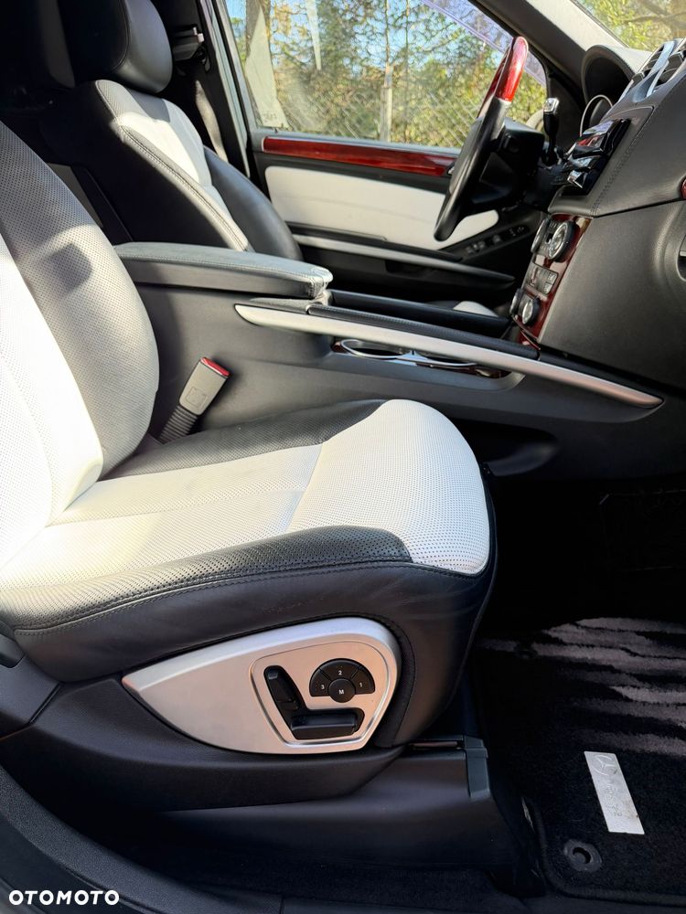 Mercedes-Benz GL 500 - 16