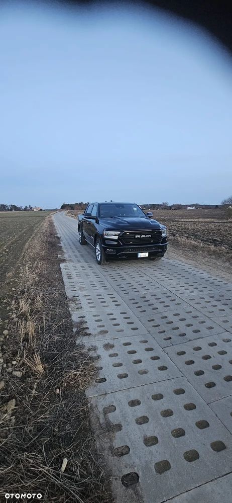 Dodge RAM 5.7 4x4 - 4