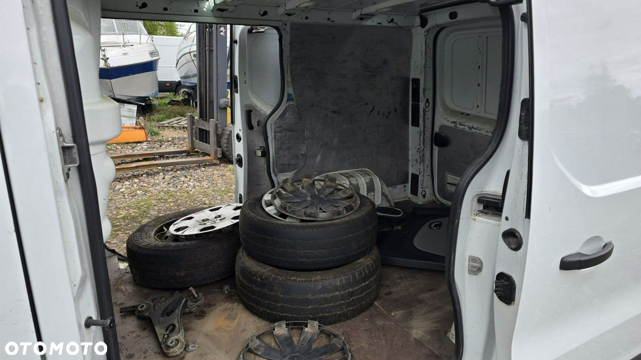 Renault Trafic - 15