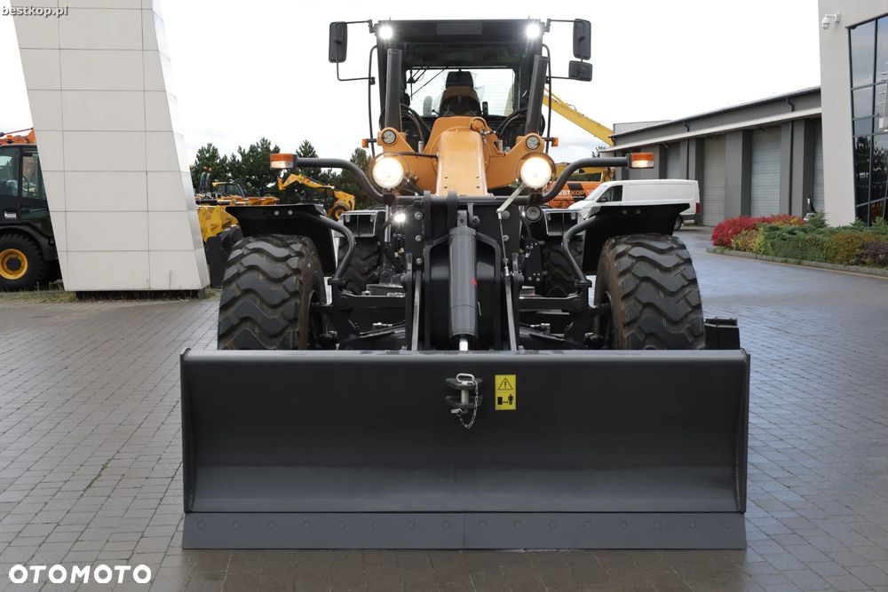 Case 856D - 18