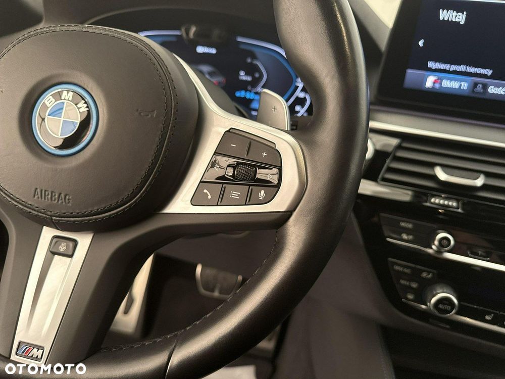 BMW Seria 5 - 26