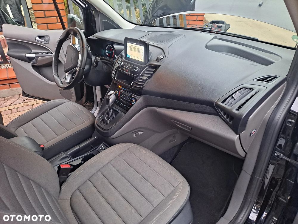 Ford Tourneo Connect Grand - 9