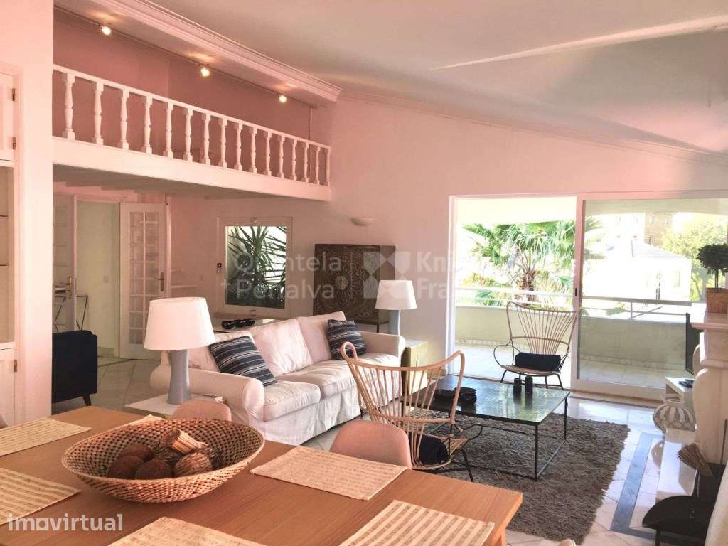 Apartamento T3 com garagem e vista mar para arrendar no Monte Estoril - Grande imagem: 3/21