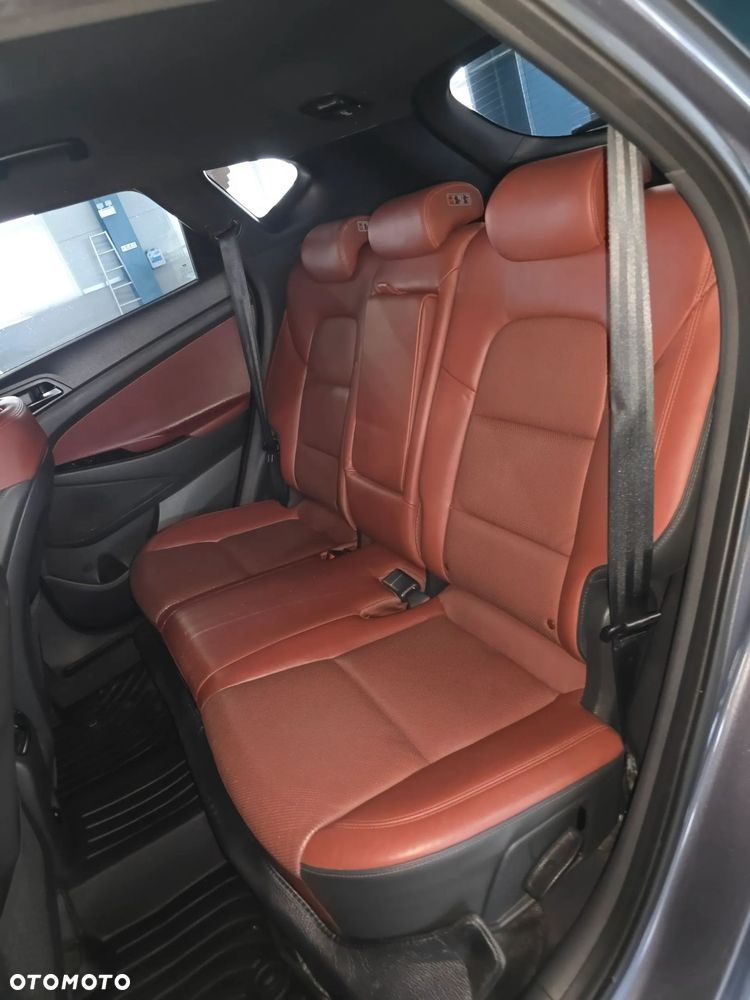 Hyundai Tucson 2.0 CRDi N Line 4WD - 17