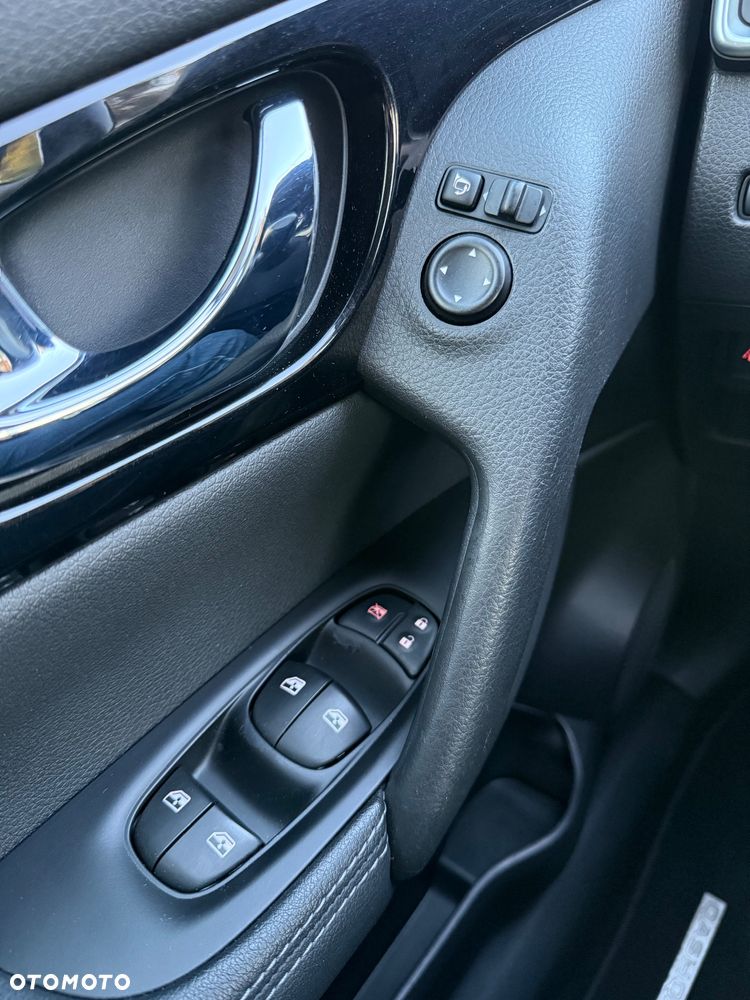 Nissan Qashqai - 24