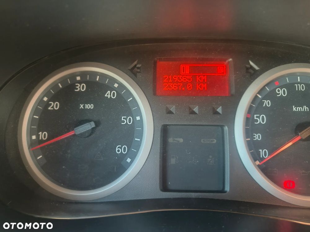 Renault Trafic - 15