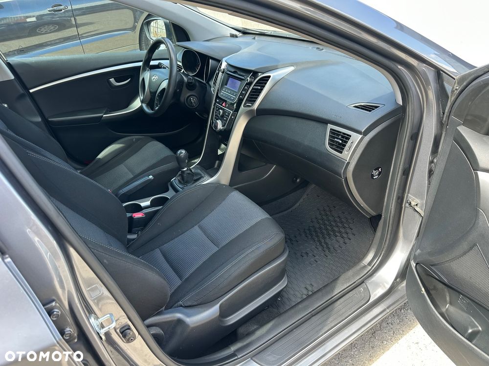 Hyundai i30 1.4 Style - 11