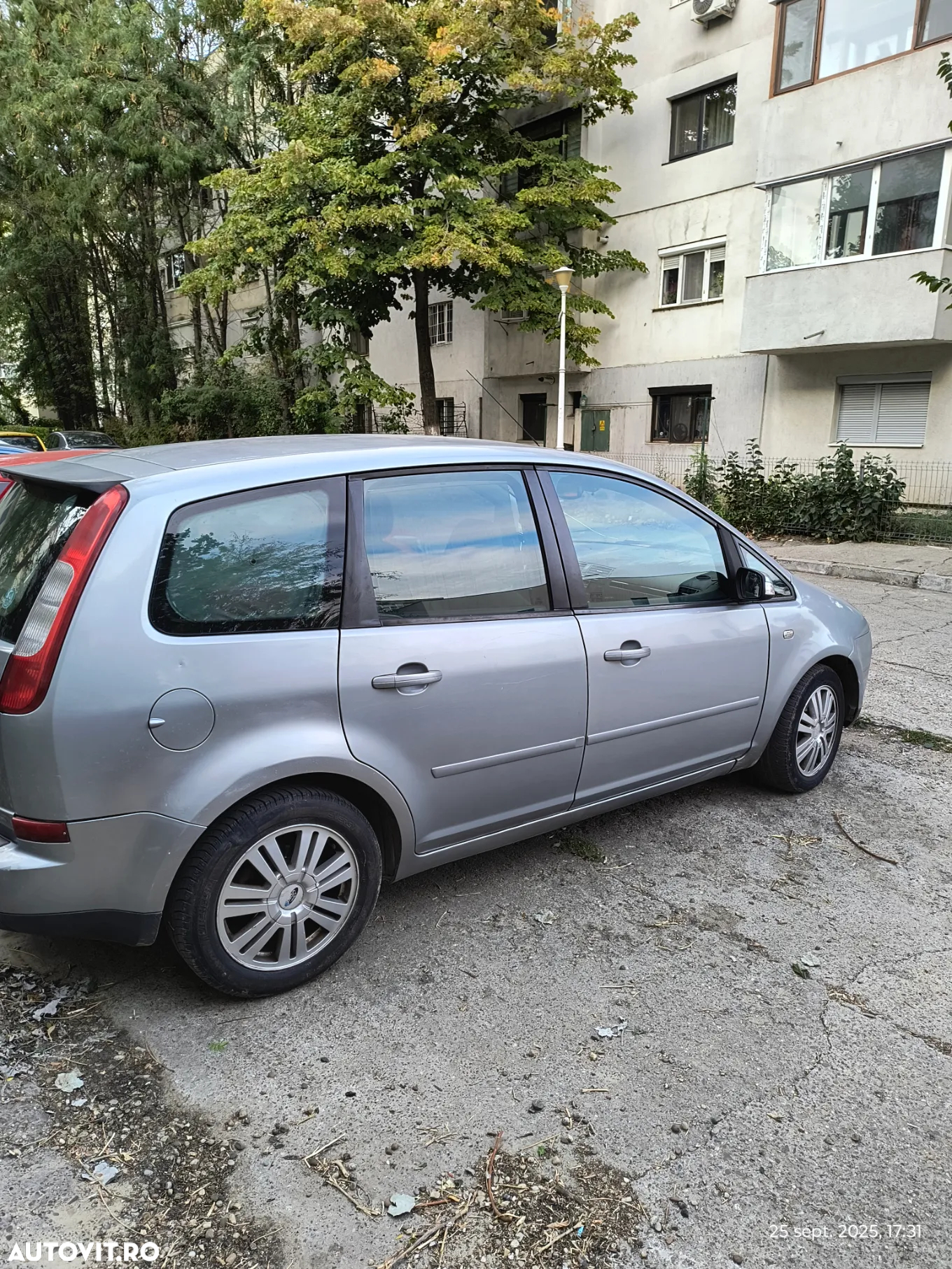 Ford C-Max 1.6 TDCi DPF Ghia - 8