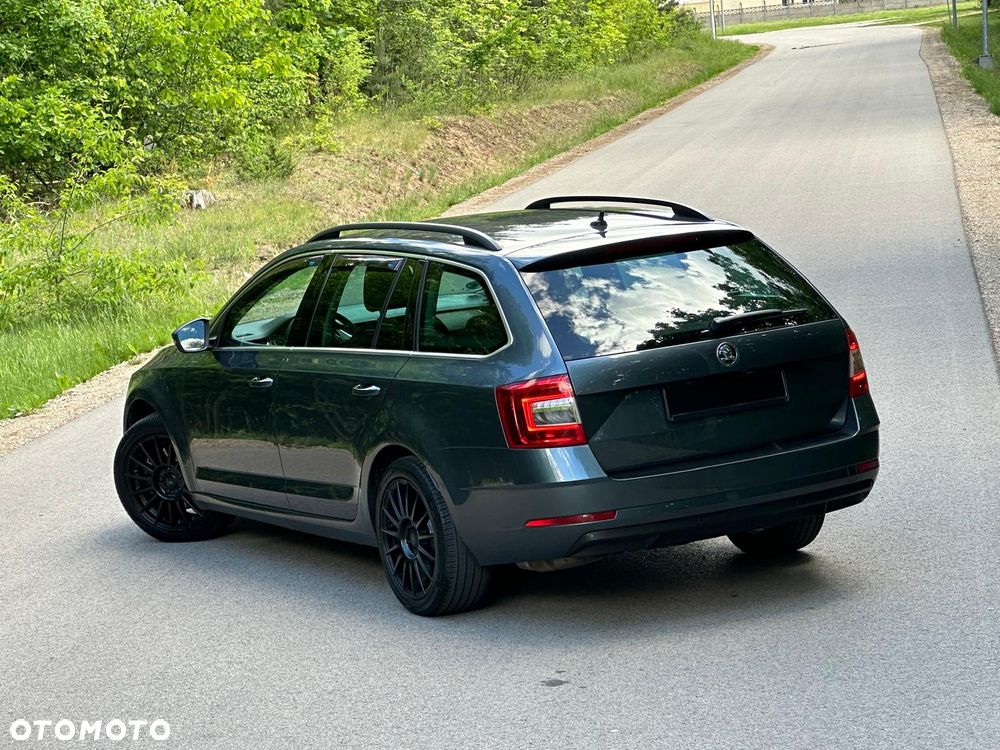 Skoda Octavia 1.8 TSI DSG Style - 8