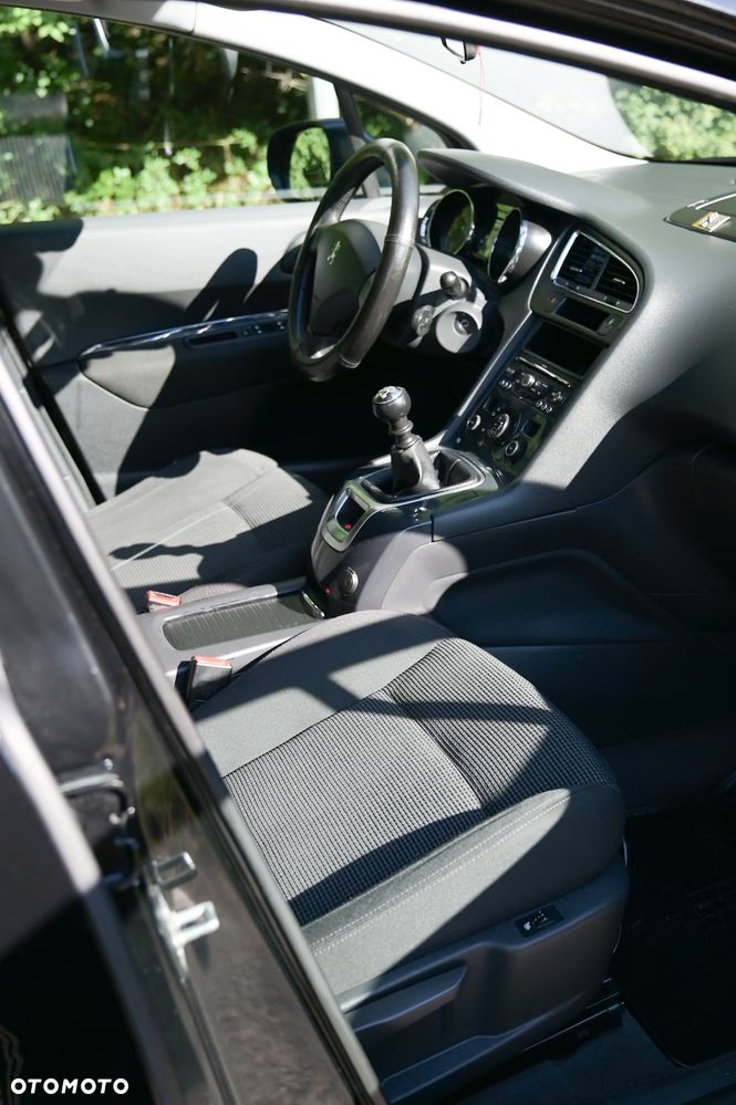 Peugeot 5008 2.0 HDi Premium - 8