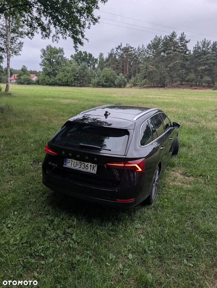 Skoda Octavia ver-2-0-tdi-sportline-dsg - 12