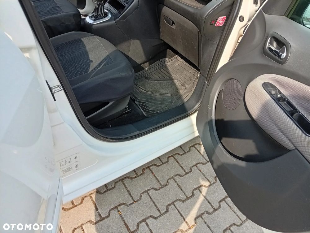 Citroën C3 Picasso 1.6 HDi Seduction - 13