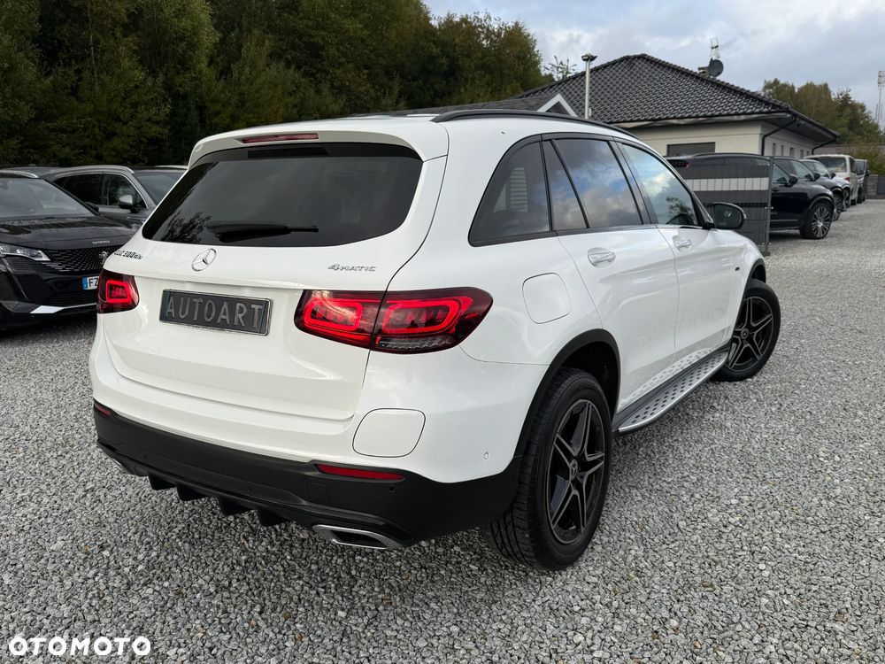 Mercedes-Benz GLC 300 de 4Matic 9G-TRONIC AMG Line Plus - 14