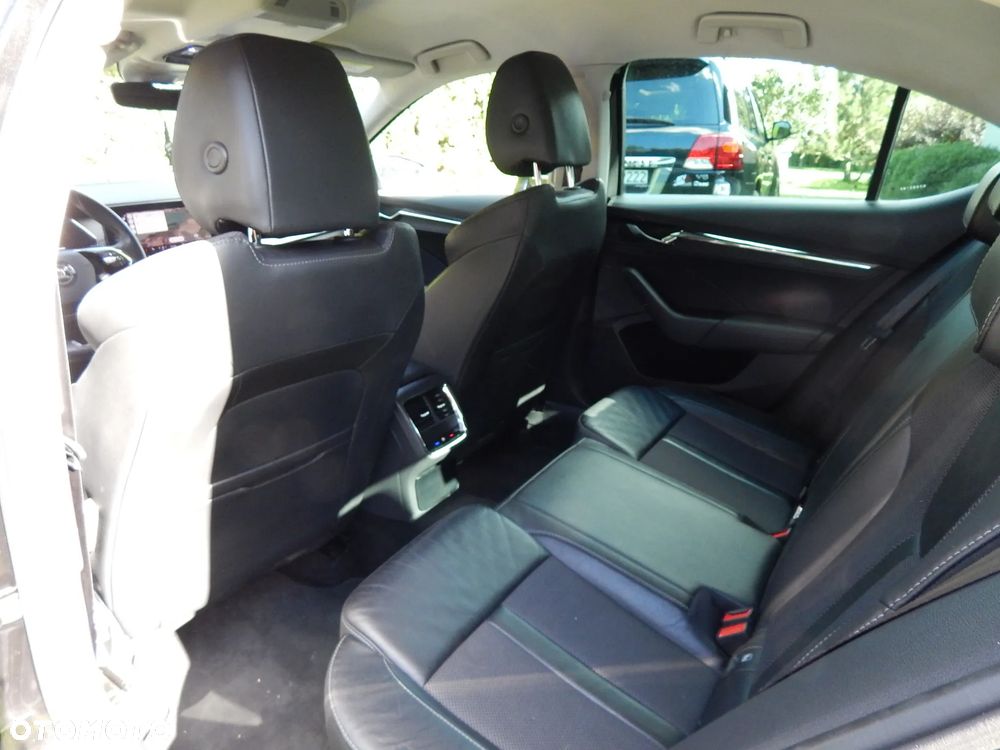 Skoda Octavia 2.0 TDI Ambition DSG - 26
