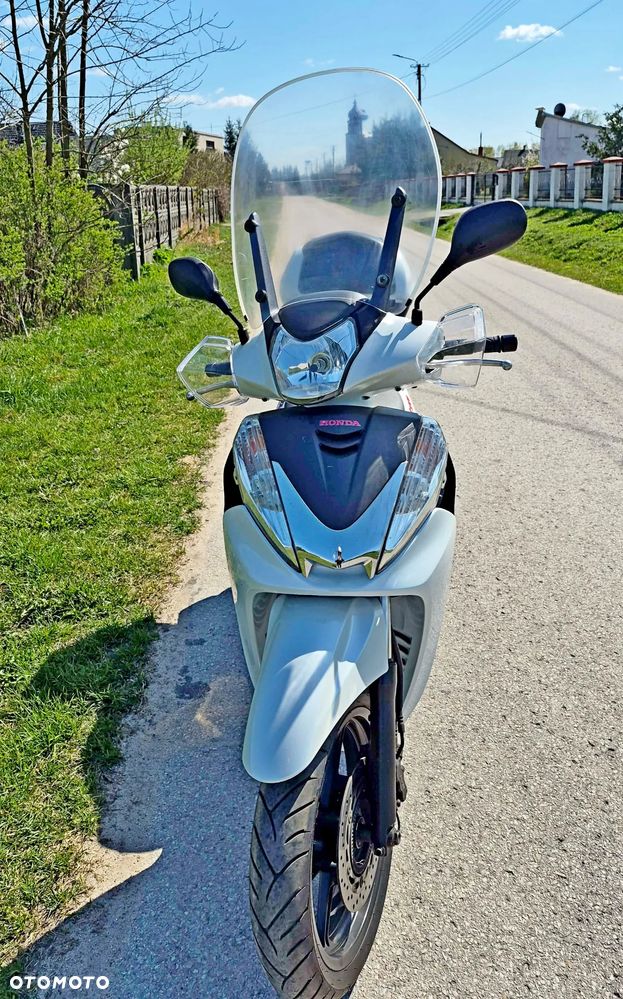 Honda SH - 22