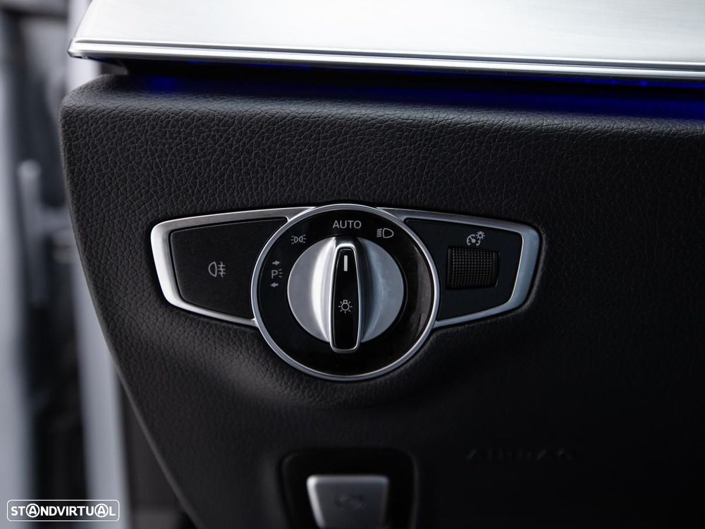 Mercedes-Benz E 300 de 9G-TRONIC - 19