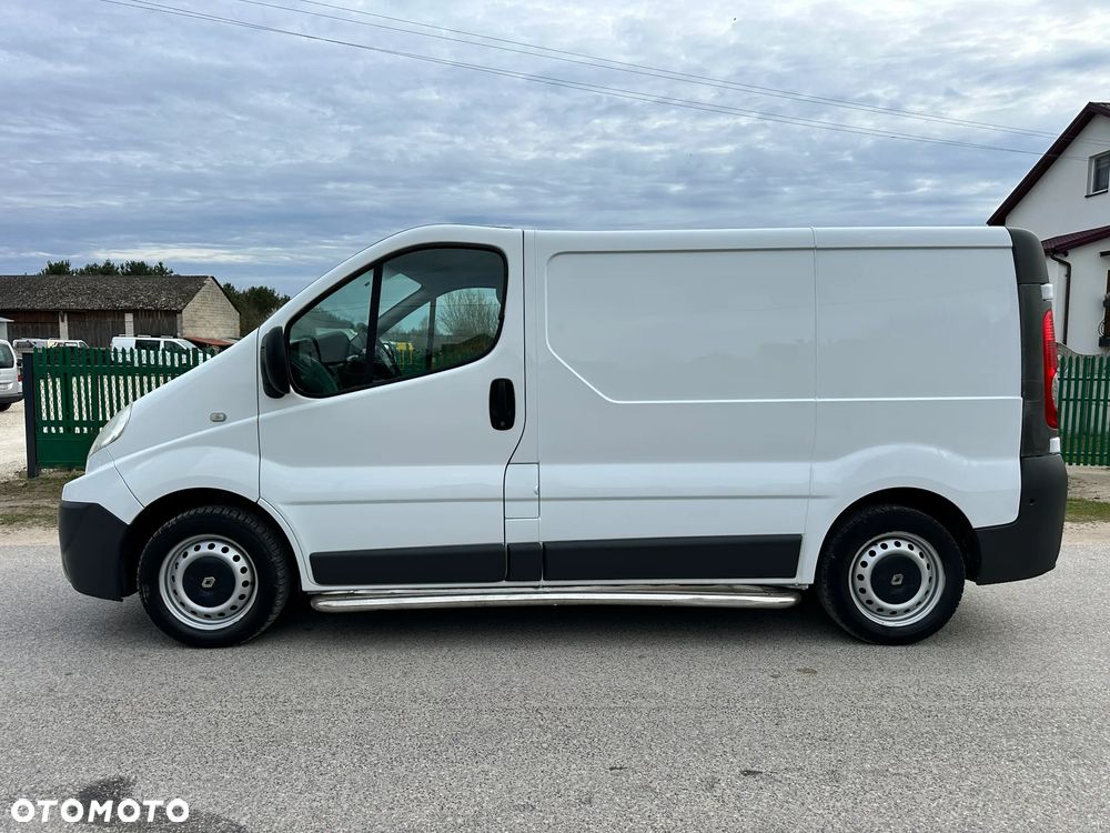 Renault Trafic - 2