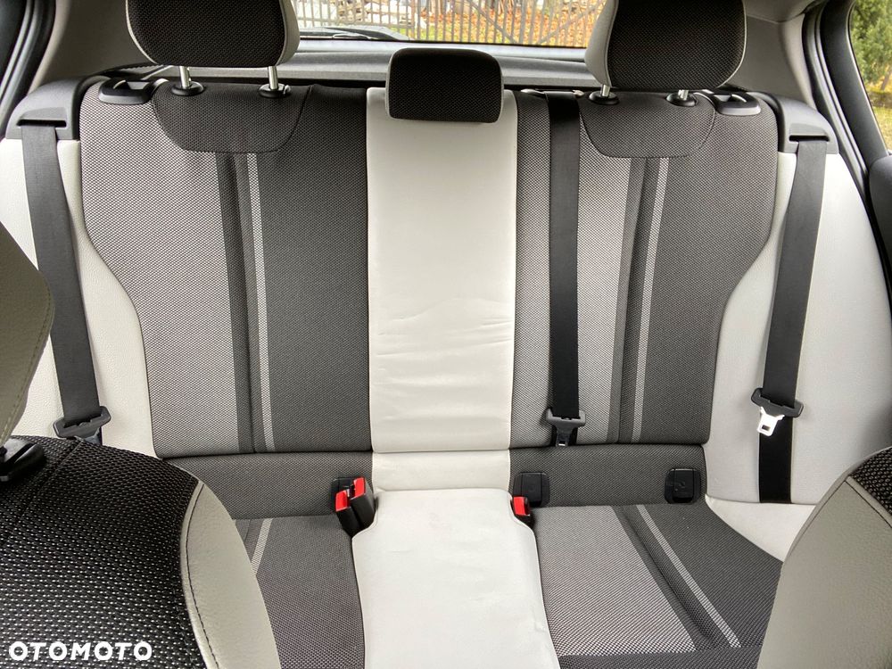 BMW Seria 1 118d Urban Line - 13