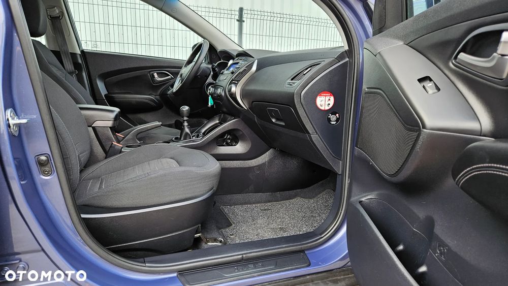 Hyundai ix35 1.7 CRDi 2WD blue Style - 28