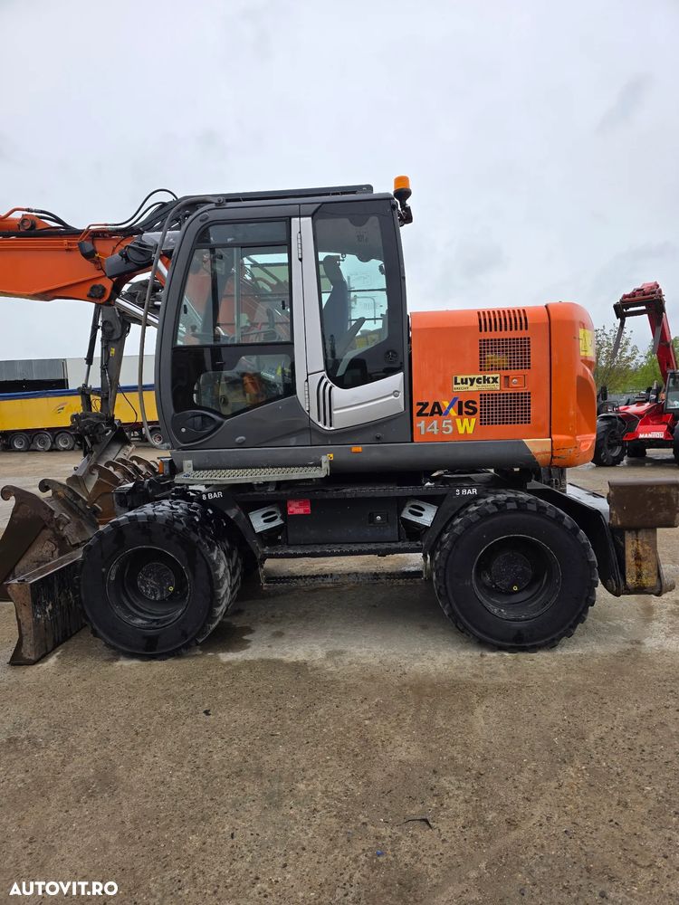 Hitachi ZX145 - W excavator pe roti pe pneuri compact - 3