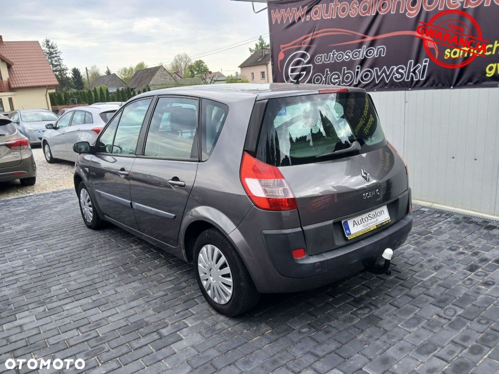 Renault Scenic 1.6 16V Emotion Plus - 9