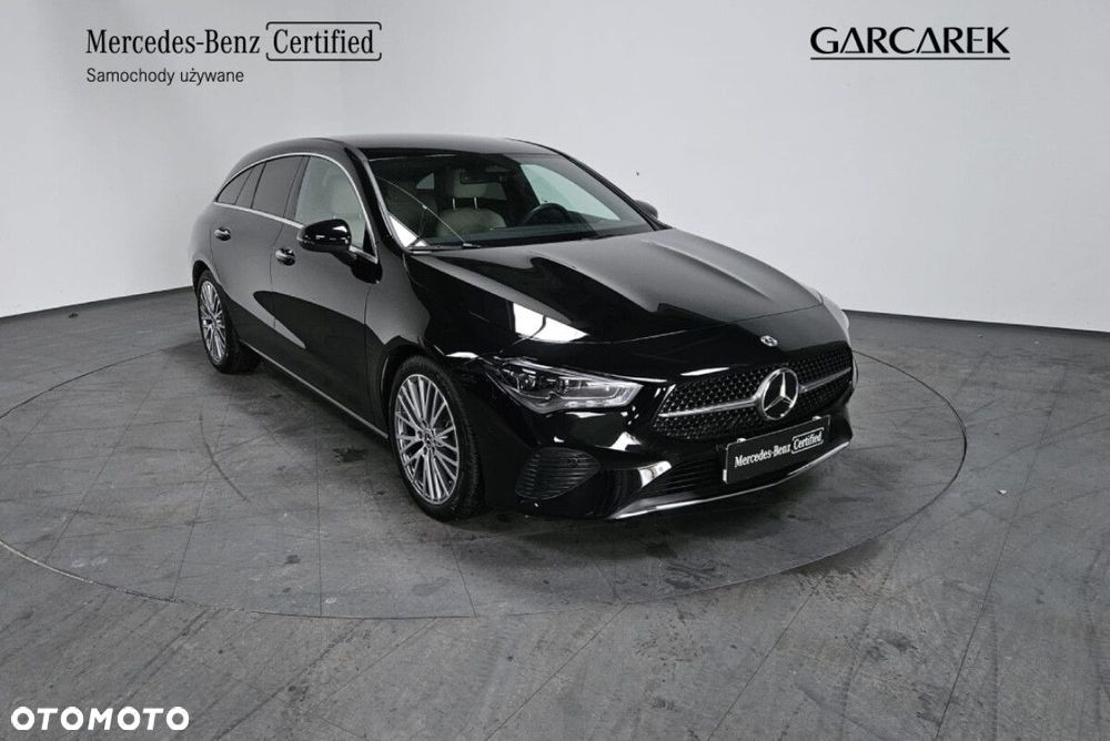 Mercedes-Benz CLA - 4