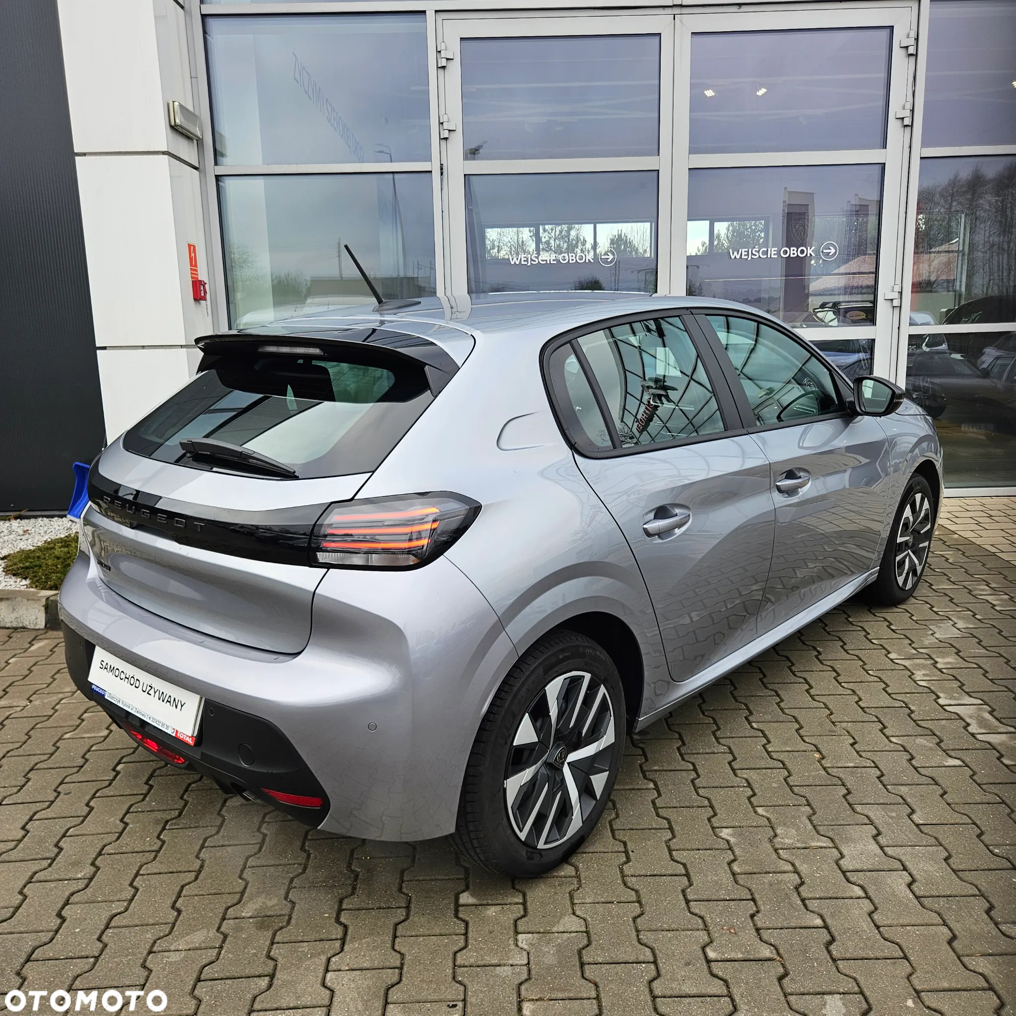 Peugeot 208 1.2 PureTech Active S&S - 8