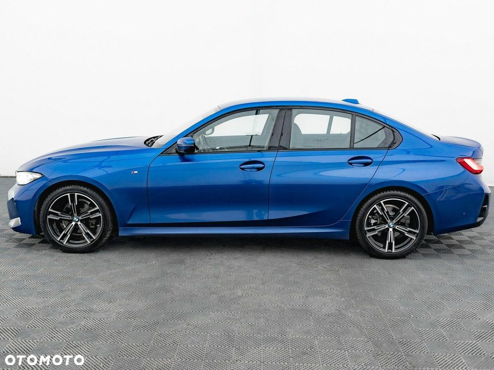 BMW Seria 3 318i M Sport - 10