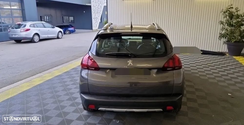 Peugeot 2008 1.6 BlueHDi Allure - 9