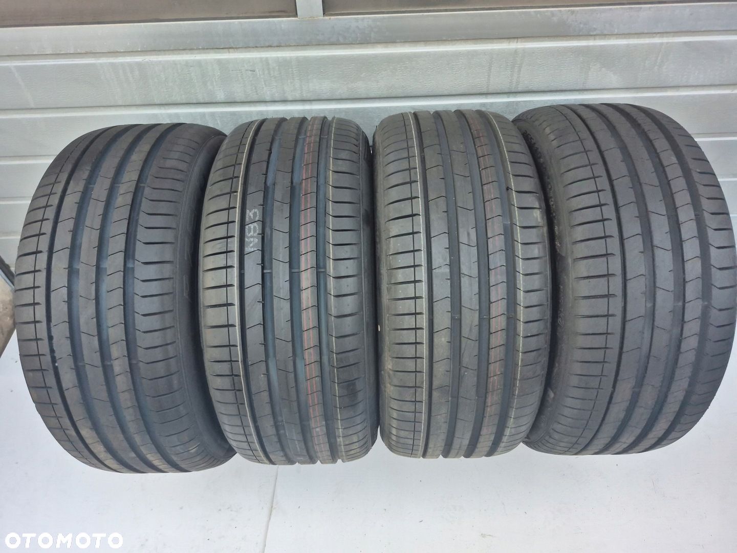 PIRELLI P ZERO 265/40R20 104Y 25R 4X - 1