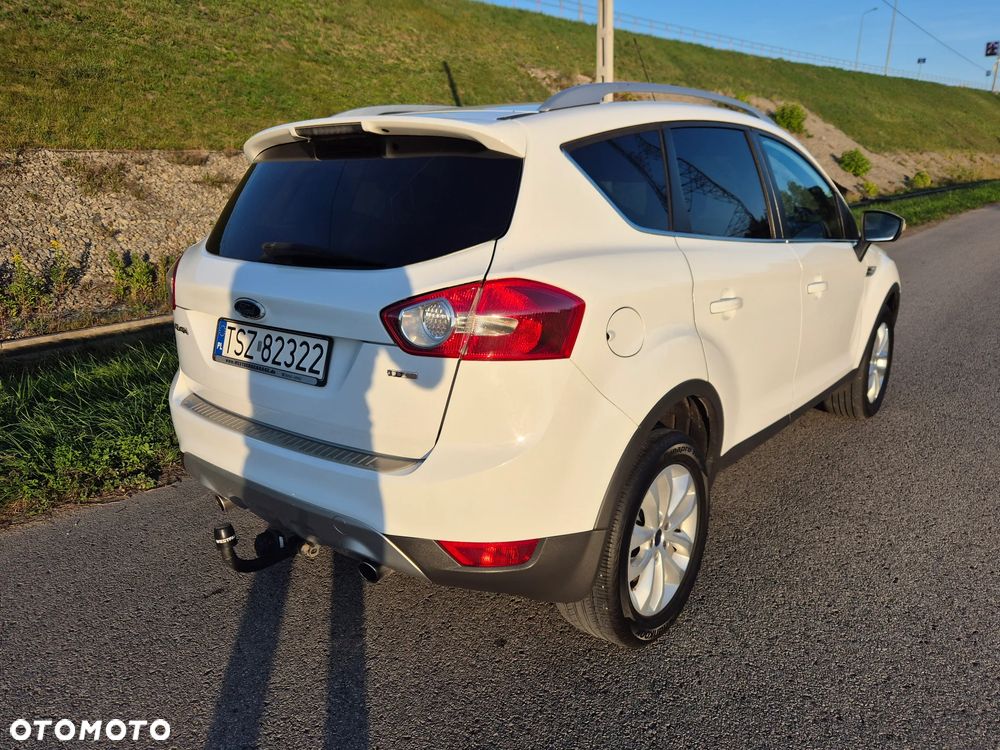 Ford Kuga - 16