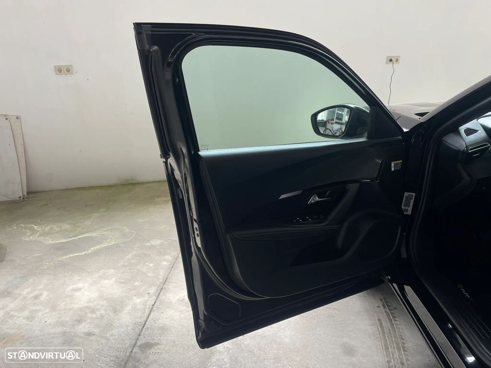 Peugeot e-2008 Allure Pack - 10