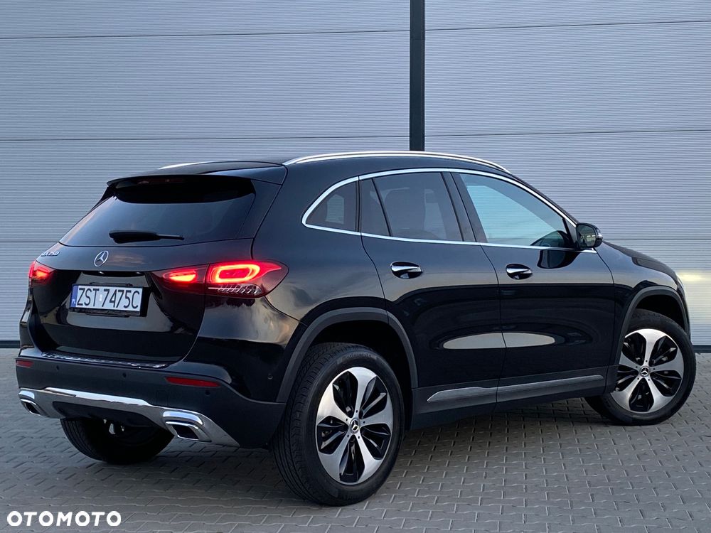 Mercedes-Benz GLA 250 - 24