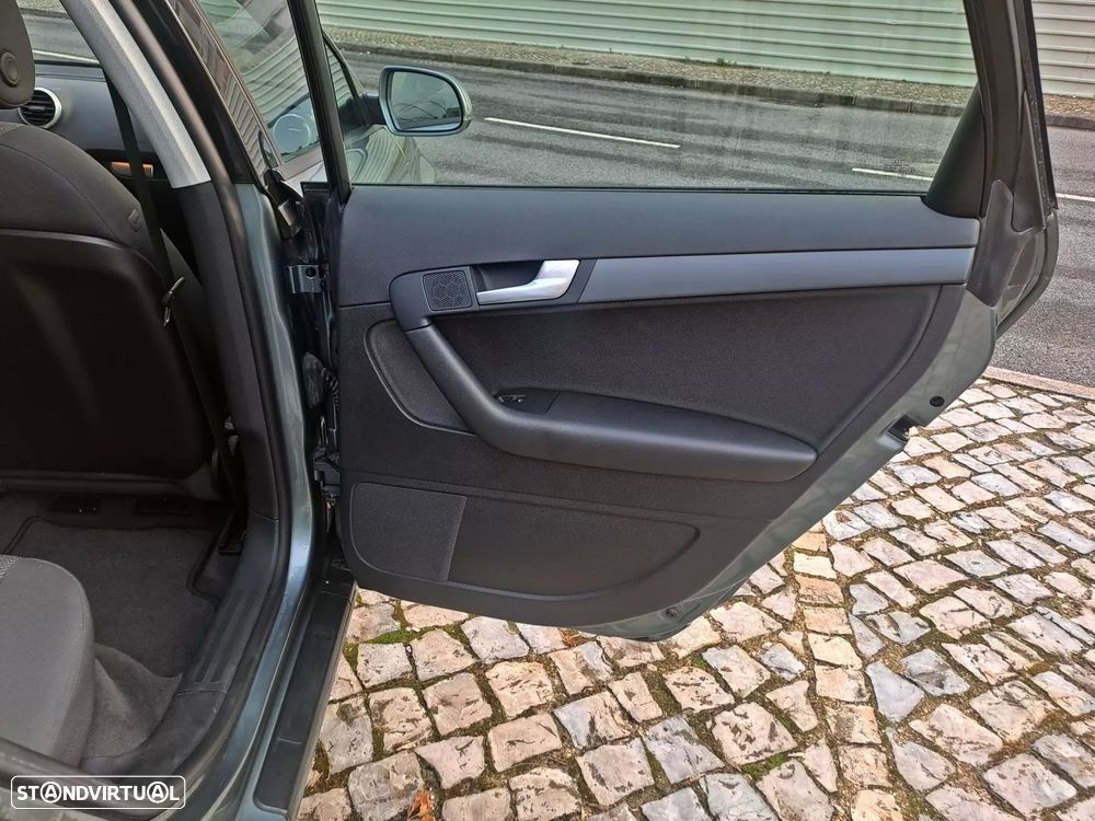 Audi A3 Sportback 1.6 TDI S-line - 20