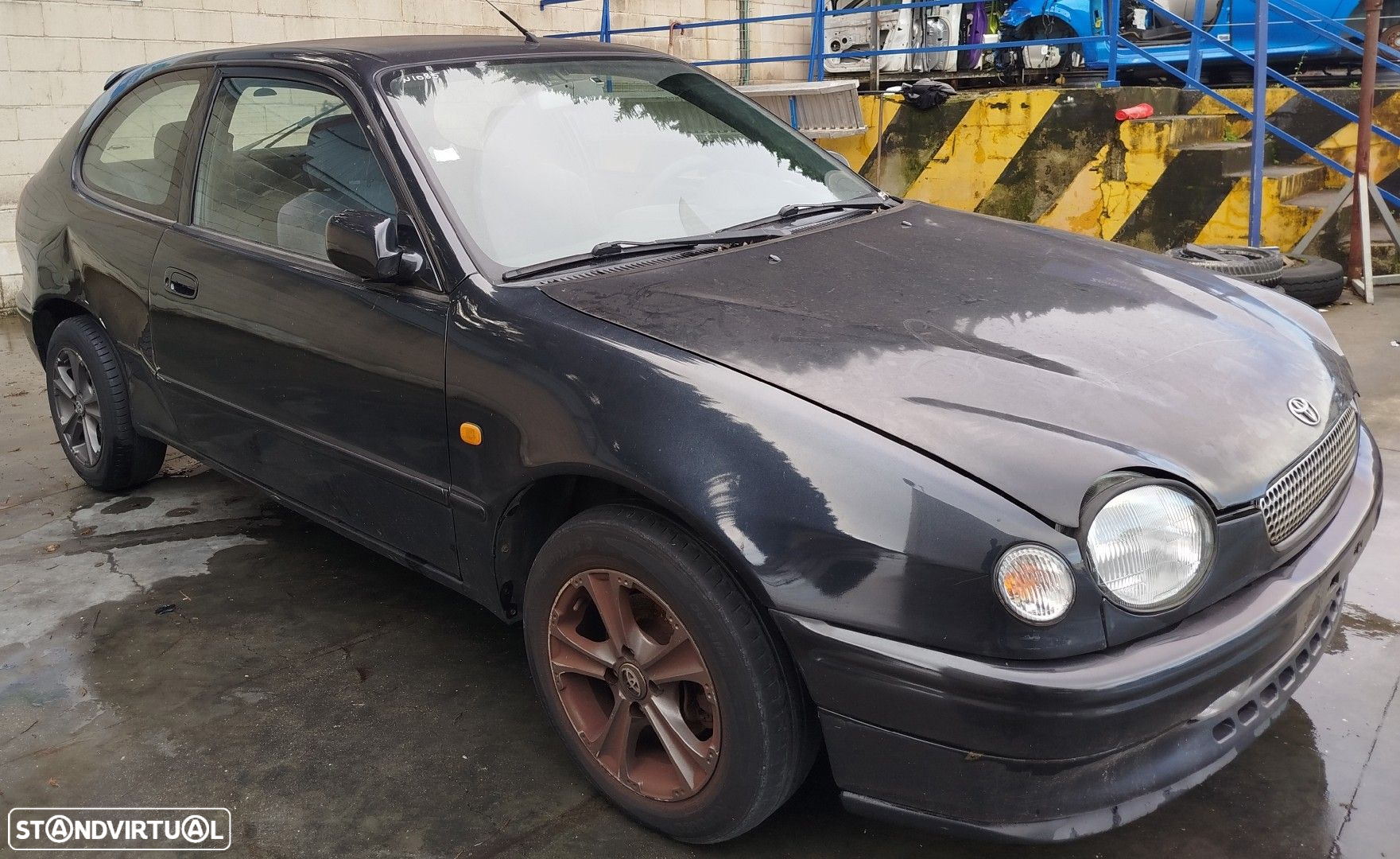 Para peças TOYOTA Corolla Sedan (_E11_) - 3
