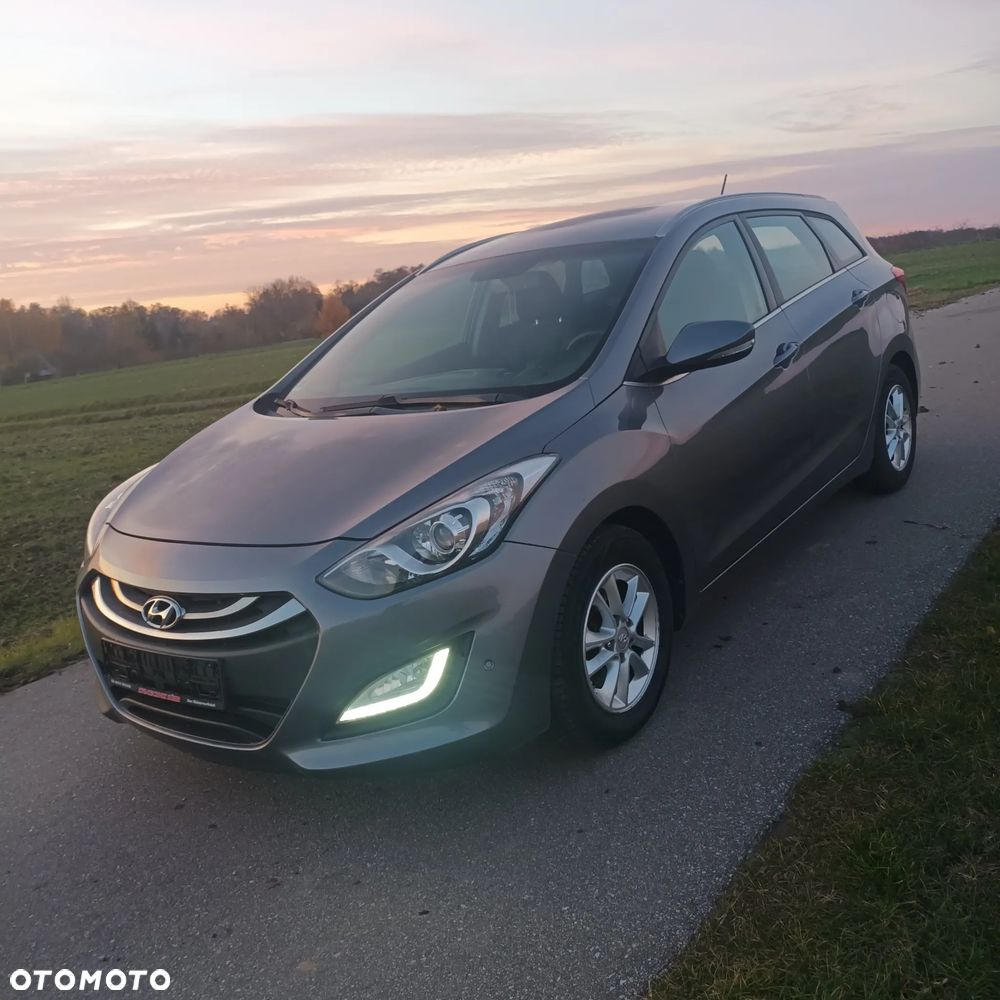 Hyundai i30 1.6 CRDI Trend - 2