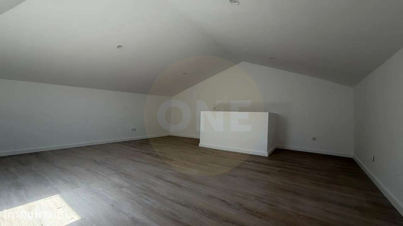 Apartamento T2 +1 Barreiro Remodelado e Equipado - Grande imagem: 4/21