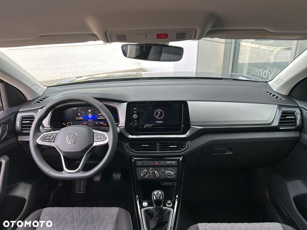 Volkswagen T-Cross - 12