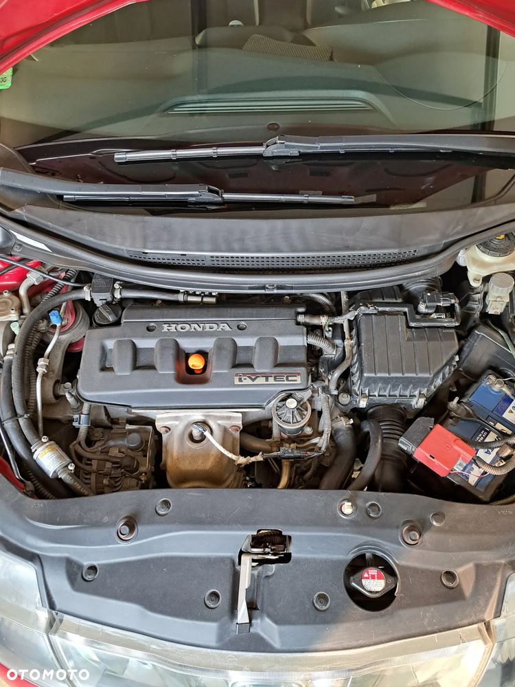 Honda Civic 1.8 Sport - 11