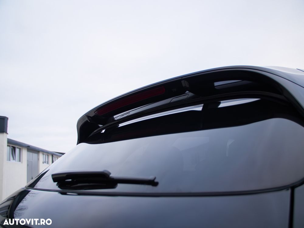 Porsche Cayenne - 40