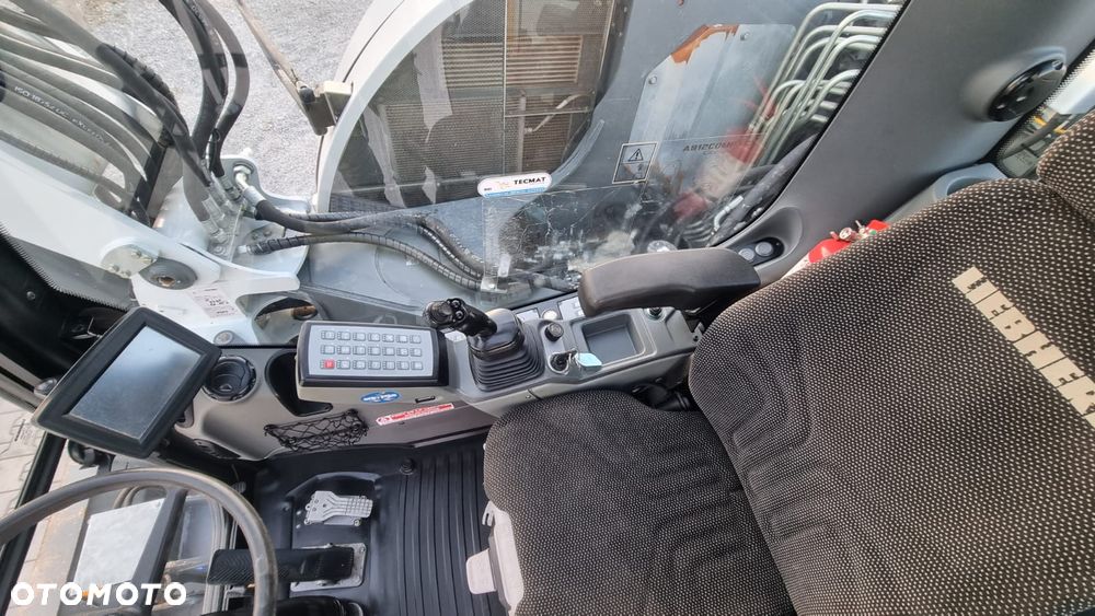 Liebherr A912/ 2017r/ Maszyna sprowadzona/ - 20