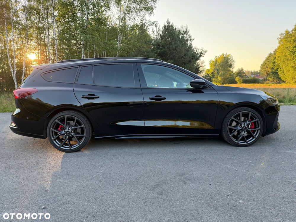 Ford Focus 2.3 EcoBoost ST X - 9