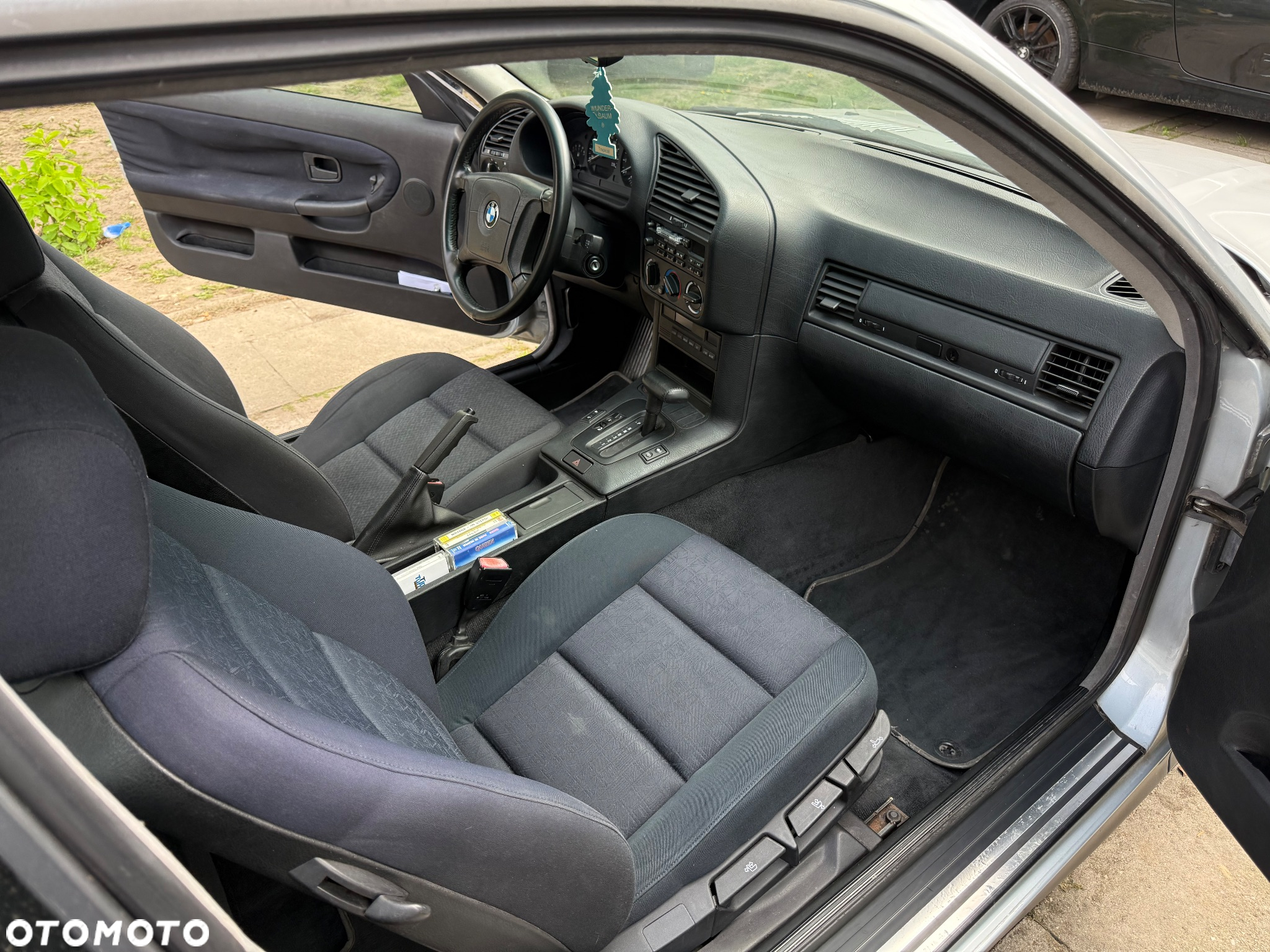 BMW Seria 3 316i - 10