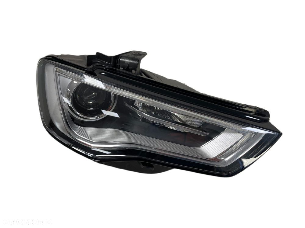 AUDI A3 8V 8V0 12-16 LAMPA PRAWA XENON NIESKRĘTNA PRZEDNIA PRZÓD EUROPA 8V0941006AF - 1