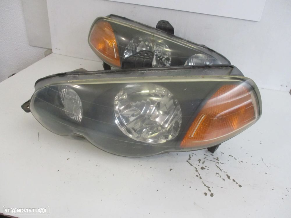 Farol optica Honda HRV 2001 - 3