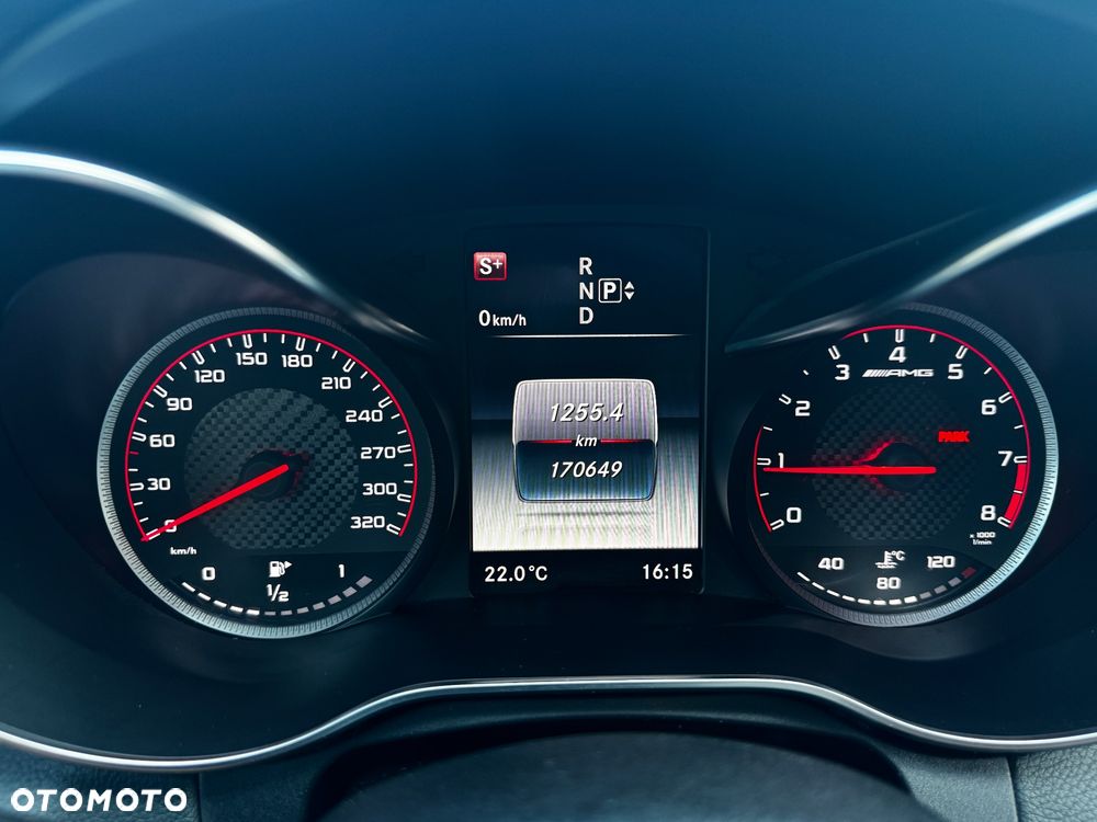 Mercedes-Benz Klasa C AMG 63 S AMG Speedshift 7G-MCT Edition 1 - 27