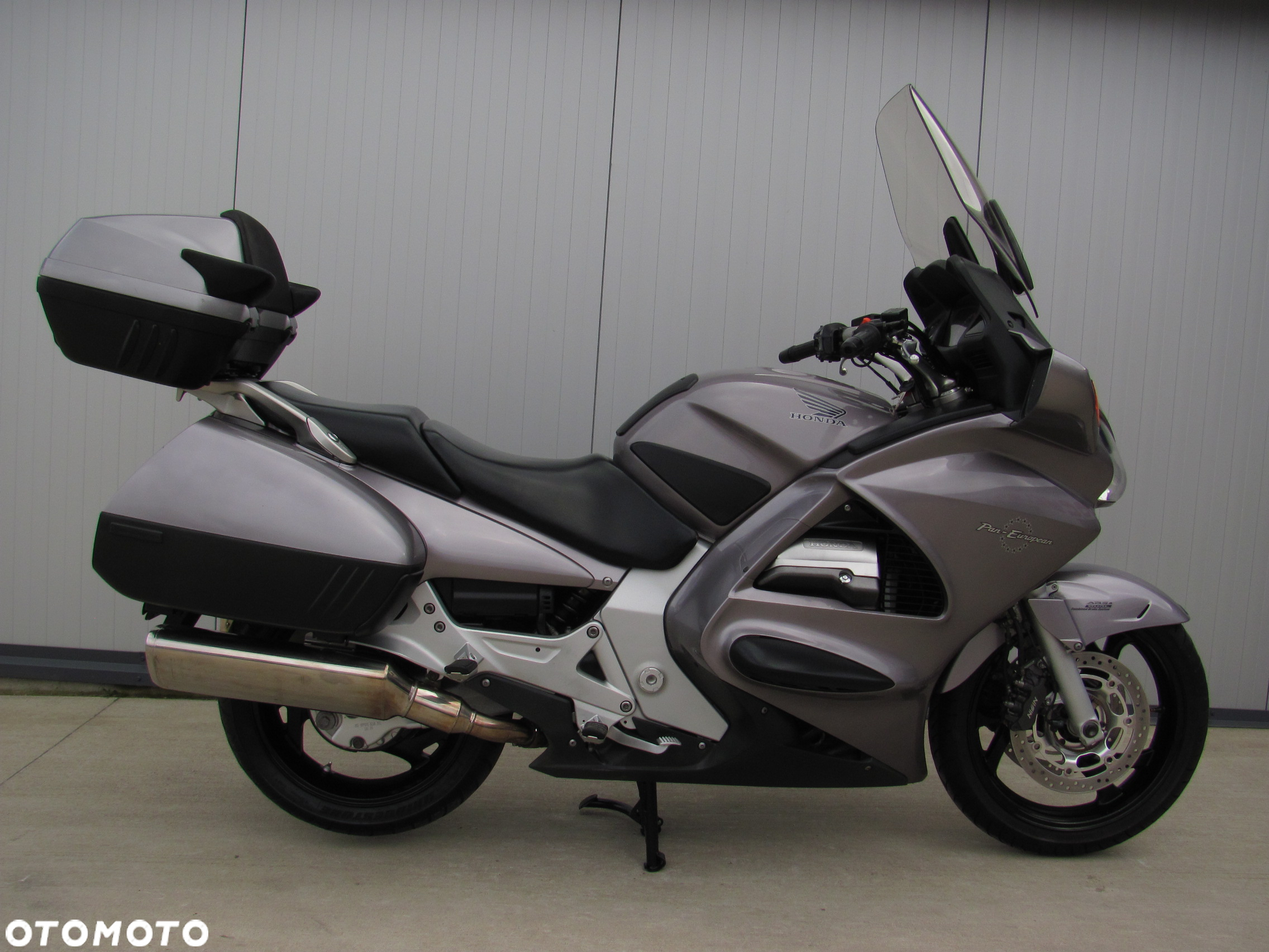 Honda ST - 2