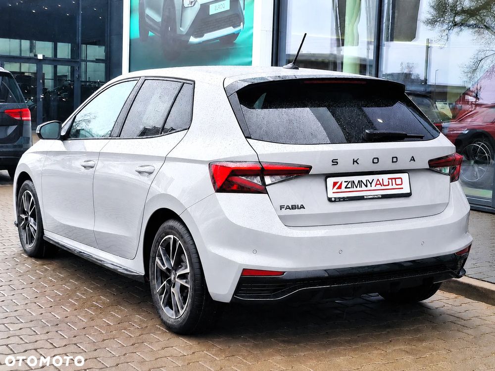 Skoda Fabia 1.0 TSI Monte Carlo DSG - 5