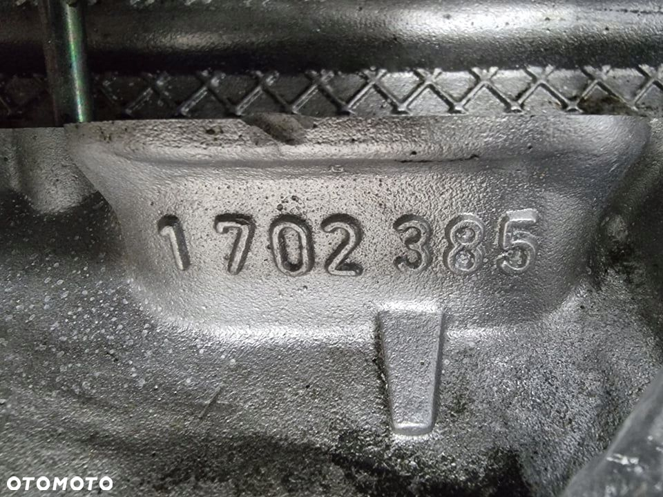 GŁOWICA PRAWA BMW E39 E38 M62 B35 3.5 V8 - 9