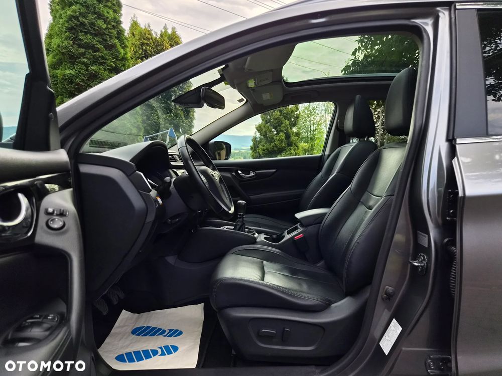Nissan Qashqai 1.6 DIG-T Tekna - 17